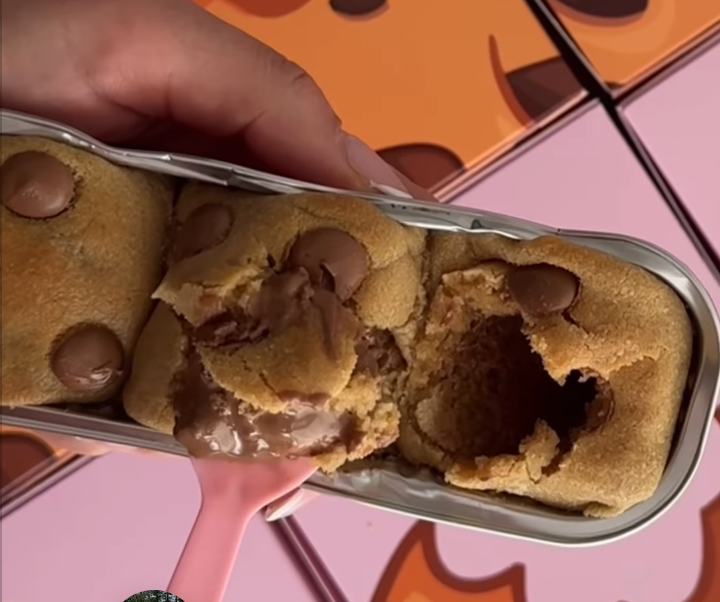 VIRAL Scoopable Cookies (Serves 6)