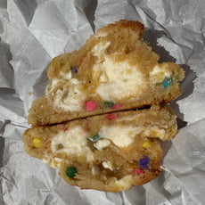 100 Cookies Wholesale NYC Style Stuffed Cookies (90 g each)