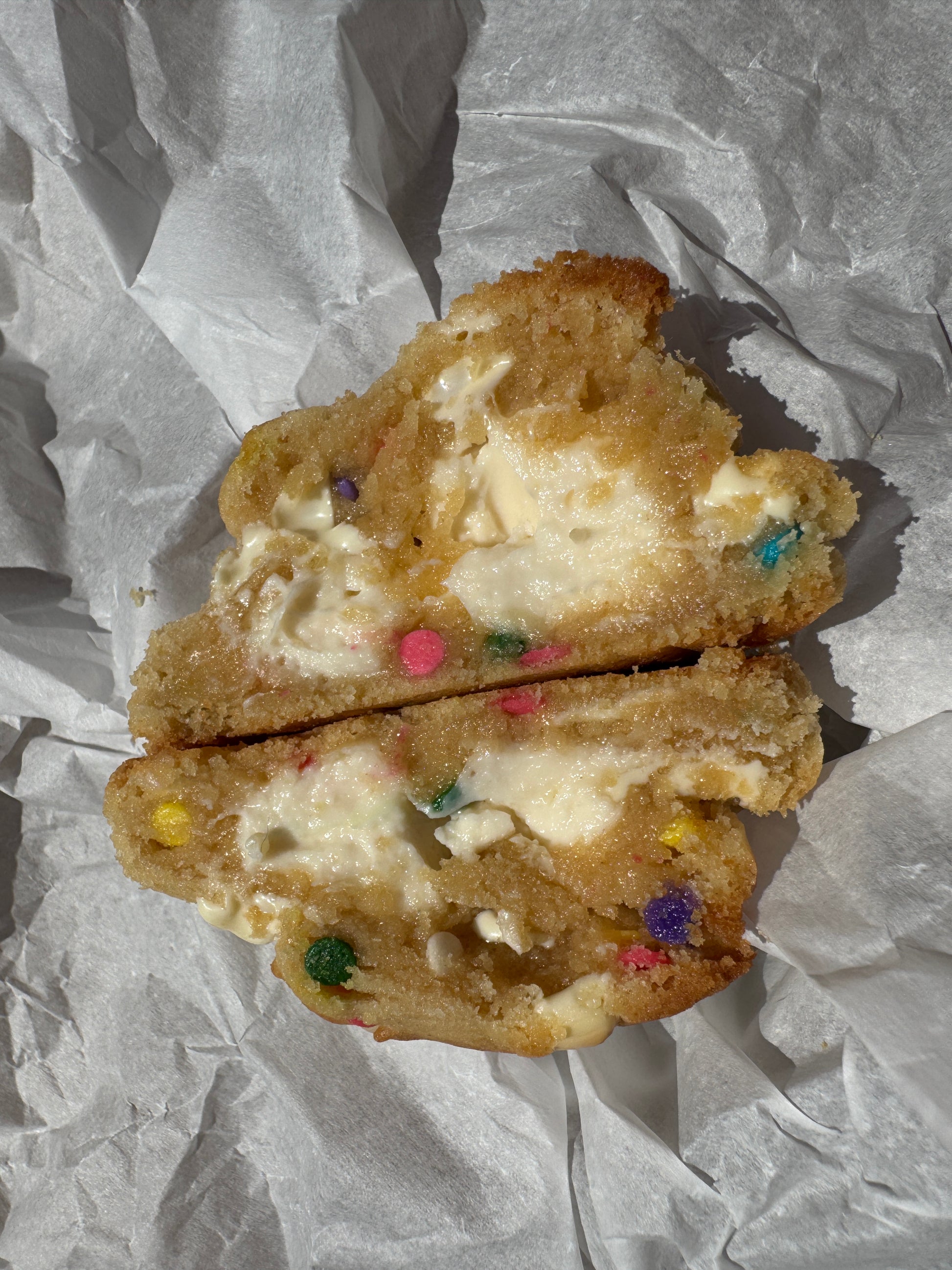 100 Cookies Wholesale NYC Style Stuffed Cookies (90 g each)