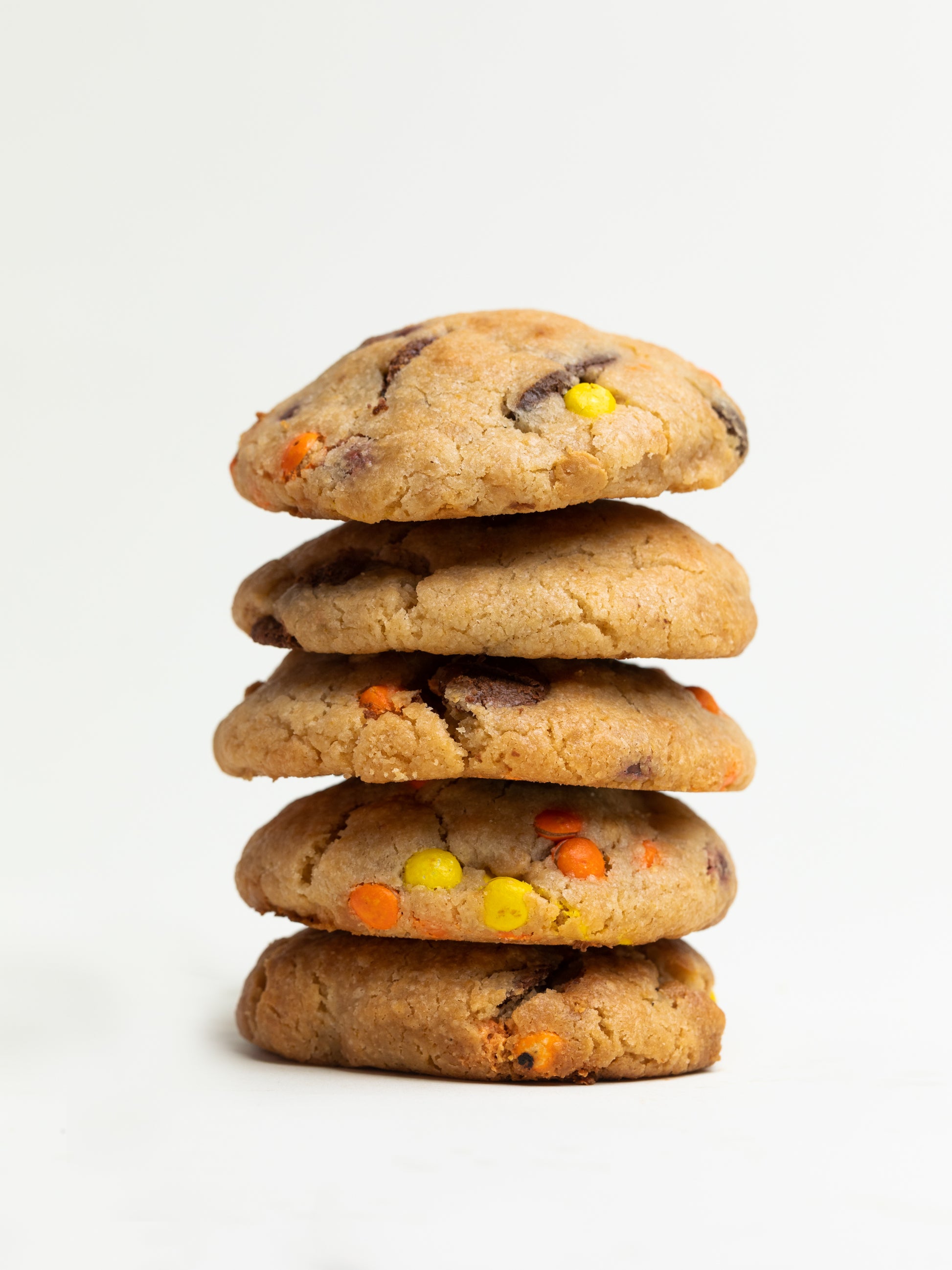 peanut butter reese cookie the best cookie in the world, cookie delivery canada